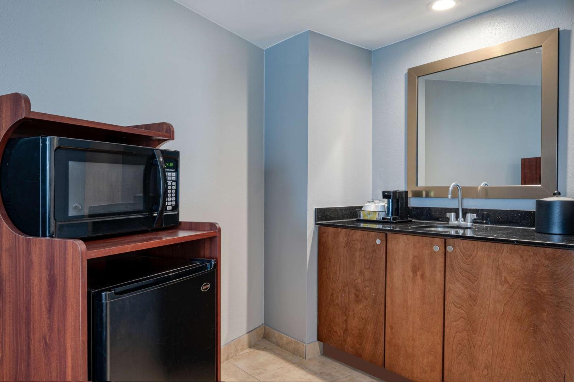 Hampton Inn Baltimore/וויט מארש מראה חיצוני תמונה