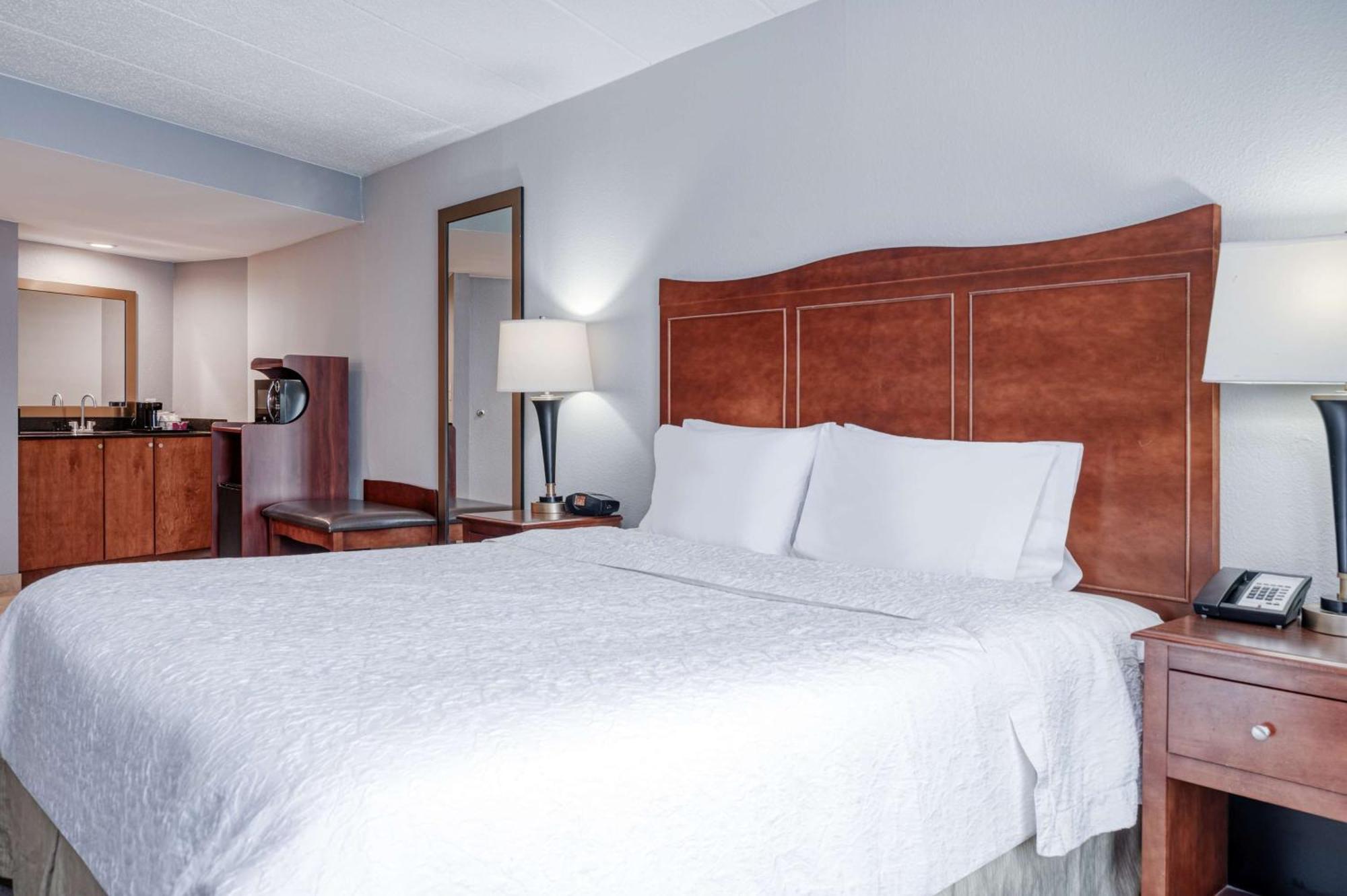 Hampton Inn Baltimore/וויט מארש מראה חיצוני תמונה
